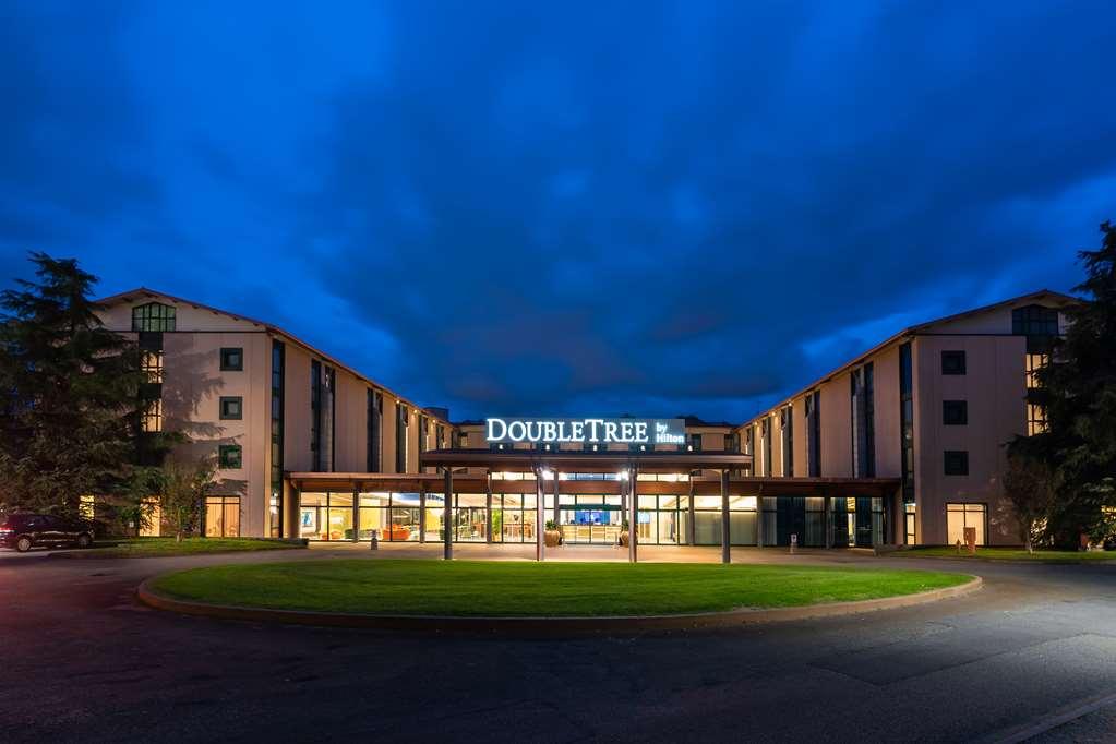 Doubletree By Hilton Milan Malpensa Solbiate Olona Hotell Exteriör bild