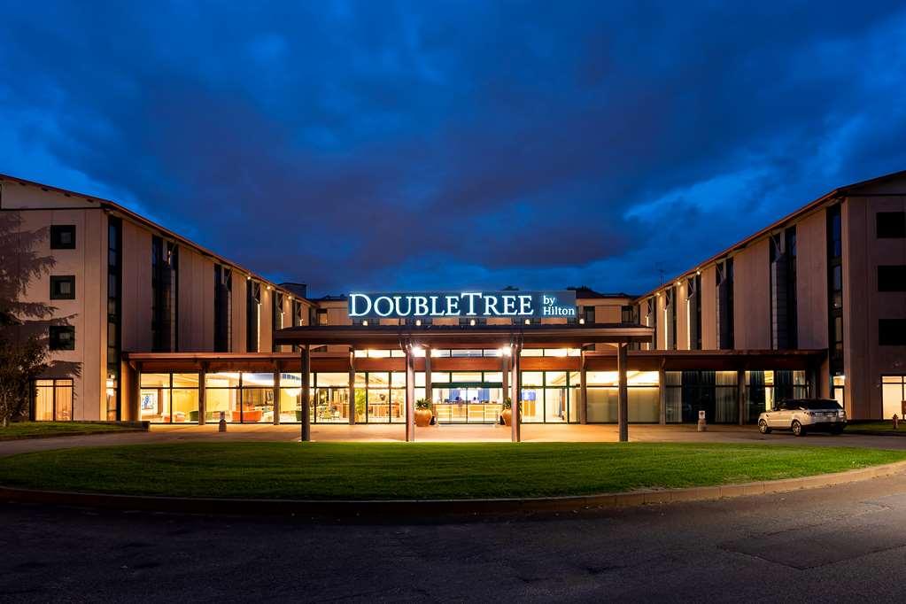 Doubletree By Hilton Milan Malpensa Solbiate Olona Hotell Exteriör bild