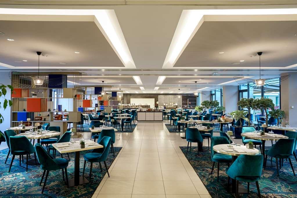Doubletree By Hilton Milan Malpensa Solbiate Olona Hotell Restaurang bild