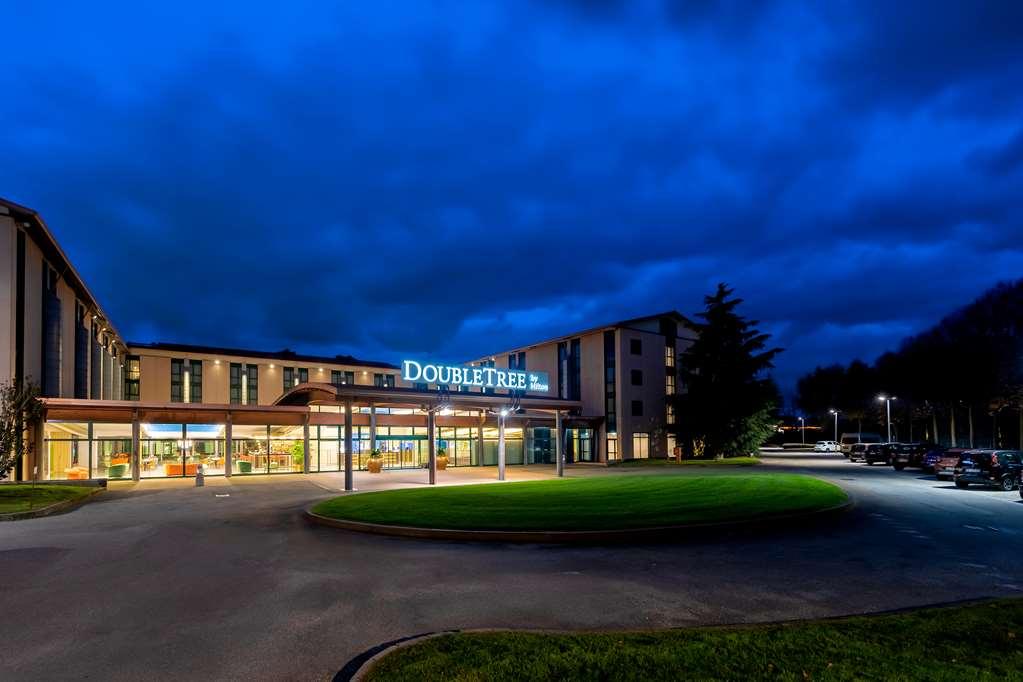 Doubletree By Hilton Milan Malpensa Solbiate Olona Hotell Exteriör bild
